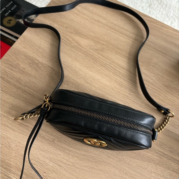 Gucci Marmont Mini crossbody shoulder bag Like-New - Picture 5 of 10